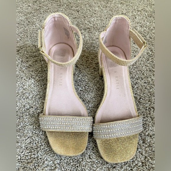 Kelly & Katie Ophelia Shoe - Size 1 - Picture 3 of 13